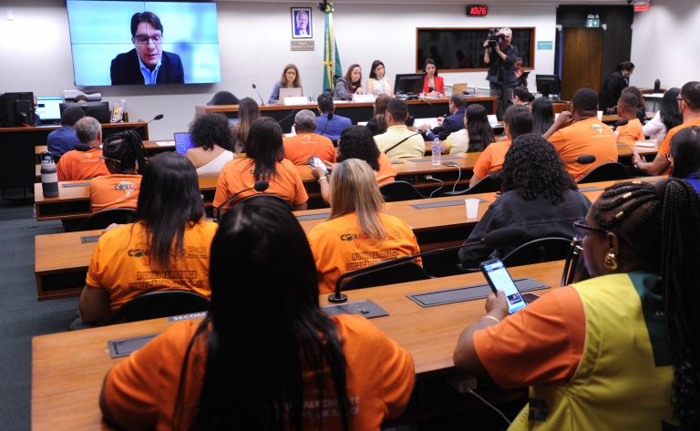 Debatedores sugerem adequação de proposta sobre prontuário eletrônico à Lei Geral de Proteção de Dados