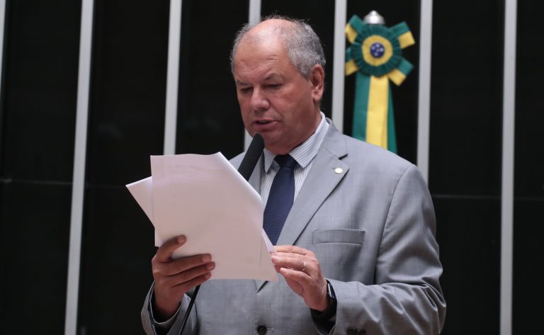 Plenário rejeita recurso do PT e aprova mudança no Código Florestal