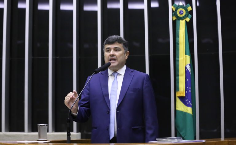 Projeto torna obrigatória presença de técnico de enfermagem em escolas de tempo integral