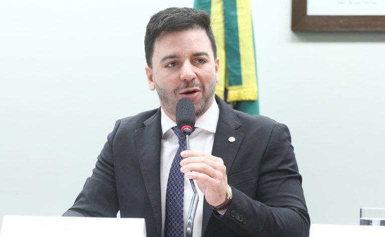 Comissão aprova projeto que obriga poluidor a ressarcir cofres públicos