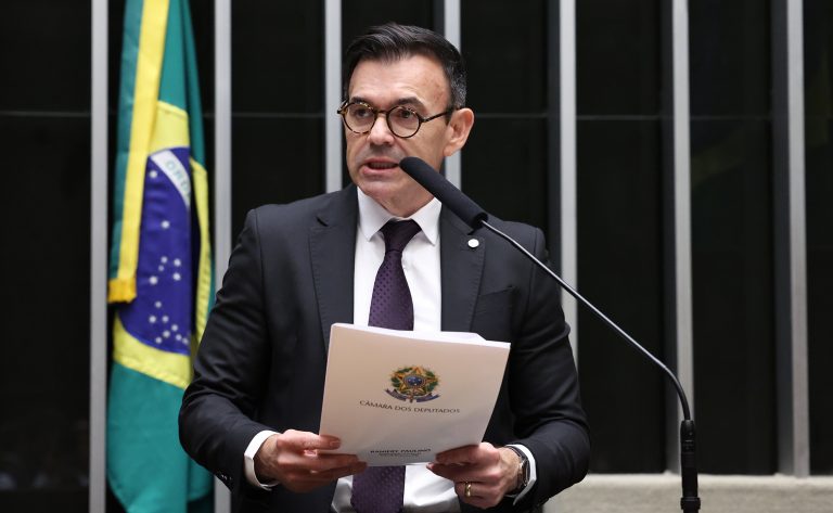 Câmara aprova projeto que regulamenta filtro de relevância de recurso especial no STJ